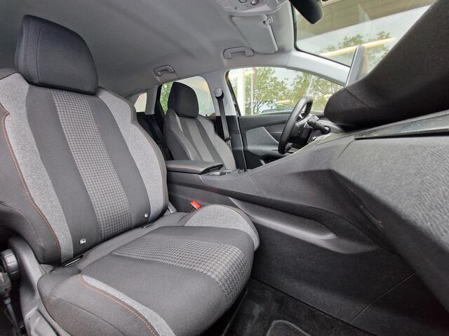 Peugeot 3008 1.2T 130pk Automaat Blue Lease Executive | Achteruitrijcamera | Navigatie | Apple Carplay/Android Auto | Nette staat | Climate Control
