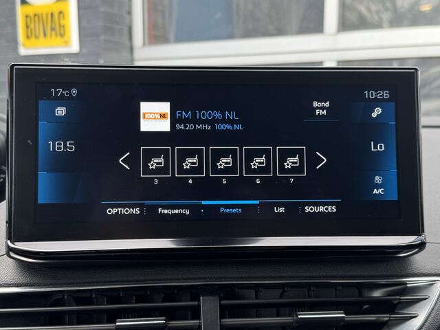 Peugeot 3008 1.2 PureTech GT Prijs Inclusief Onderhoud & 12 Maand BOVAG Garantie Navi | Camera | Apple Carplay