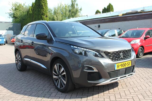 Peugeot 3008 1.2 PureT. GT Line, navi, 19 inch lm velgen, trekhaak afneembaar