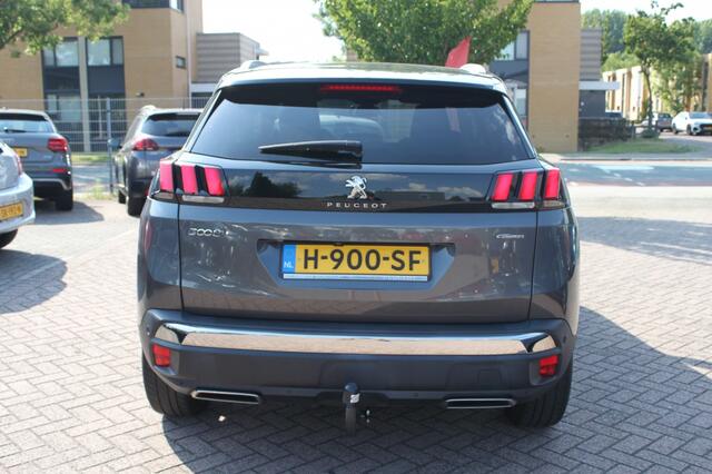 Peugeot 3008 1.2 PureT. GT Line, navi, 19 inch lm velgen, trekhaak afneembaar