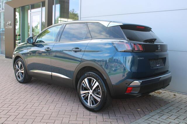 Peugeot 3008 1.2 PureTech 130pk Allure Pack Airco Navi Camera Carplay