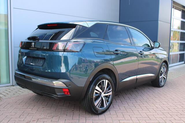 Peugeot 3008 1.2 PureTech 130pk Allure Pack Airco Navi Camera Carplay