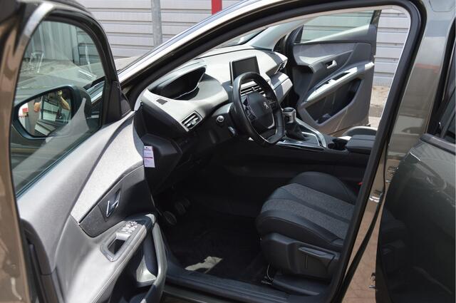 Peugeot 3008 1.2 PureTech Blue Lease Premium O.a: Camera, Carplay, Clima, Navi, Cruise, Full LED, Etc. All-in prijs!