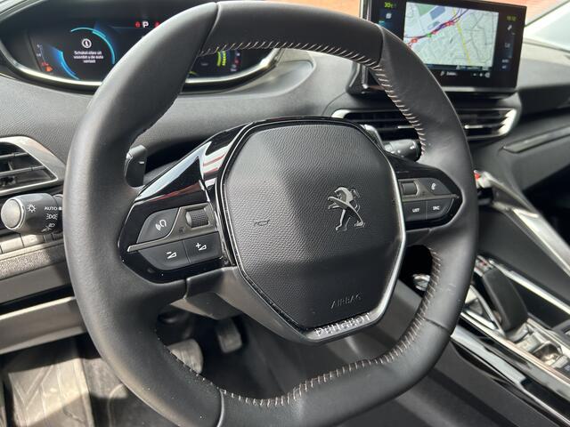 Peugeot 3008 1.6 HYbrid 225 Allure // LED // NAVI + CARPLAY // CAMERA + SENSOREN // STOELVERWARMING