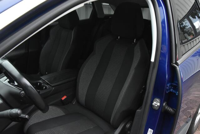 Peugeot 3008 1.2 131PK Blue Lease Executive. Navi, Org NL!!