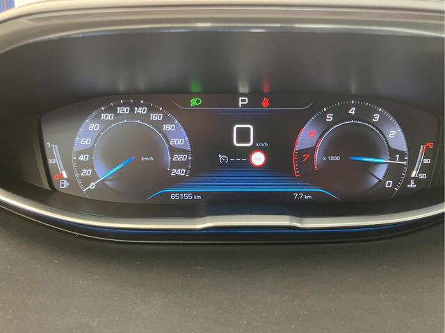 Peugeot 3008 1.2 130pk Allure Automaat **luxe uitvoering-Navigatie-zwart dak**