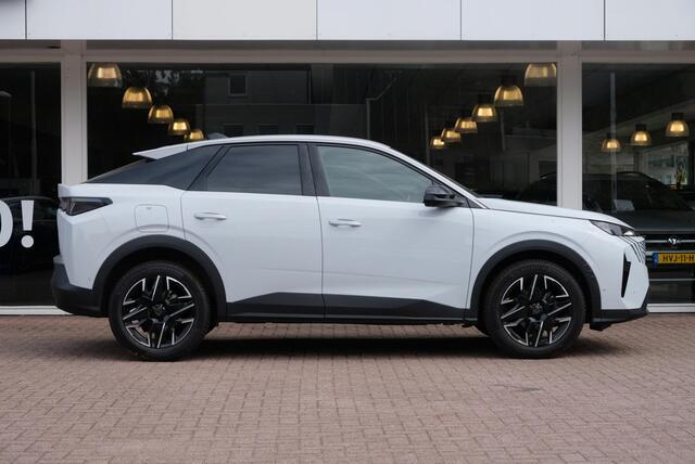 Peugeot 3008 1.2 Hybrid 136pk e-DCS6 Allure | Panoramic Navigation | Adaptive Cruise | Keyless | 360° Camera | Blind Spot | PDC | Winter Pakket
