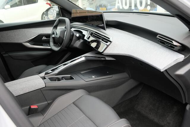 Peugeot 3008 1.2 Hybrid 136pk e-DCS6 Allure | Panoramic Navigation | Adaptive Cruise | Keyless | 360° Camera | Blind Spot | PDC | Winter Pakket