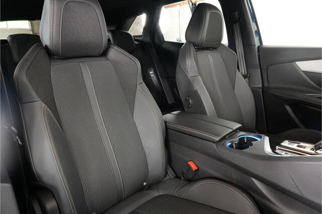 Peugeot 3008 1.6 HYbrid 225 Allure | Pano | Camera | Cruise | Climate |