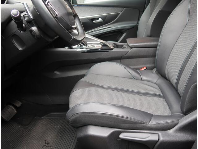Peugeot 3008 130 Pk Allure Pack Business * AUTOMAAT * * Trekhaak * Navigatie * Dodehoekbewaking * Adaptive Cuise & Climate Control * 1/2 Lederen Interieur * Full Led Koplampen * Keyless Entry & Start Button * 18" L.M. Velgen * DAB Radio * Vingerhoets; Vierde Generatie