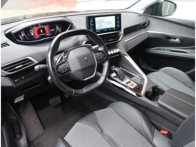 Peugeot 3008 130 Pk Allure Pack Business * AUTOMAAT * * Trekhaak * Navigatie * Dodehoekbewaking * Adaptive Cuise & Climate Control * 1/2 Lederen Interieur * Full Led Koplampen * Keyless Entry & Start Button * 18" L.M. Velgen * DAB Radio * Vingerhoets; Vierde Generatie