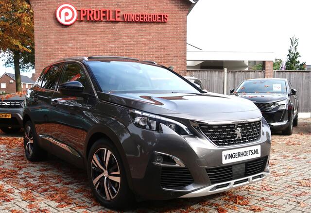 Peugeot 3008 * GT-Line * 130 Pk. Benzine * Open Schuifdak * 1/2 Lederen Interieur * Dodehoekbewaking * Navigatie * Climate & Cruise Control * L.M. Velgen * Keyless Entry & Start Button * Elektisch bed. Achterklap * Vingerhoets; Vierde Generatie, Eersteklas Service. AL