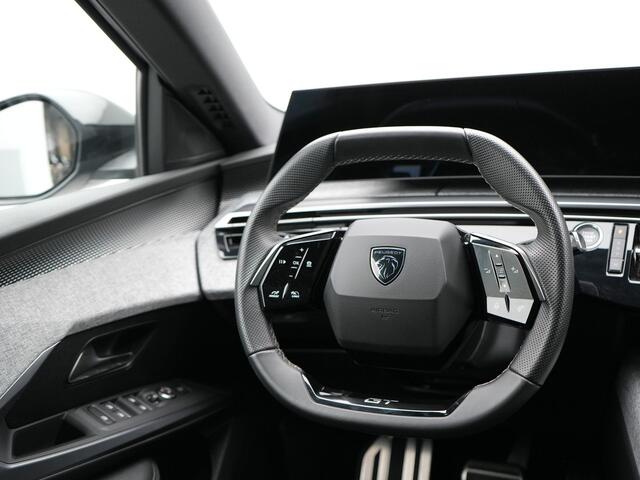 Peugeot 3008 1.2 Hybrid 136 GT | Navigatie | Alcantara bekleding | Doorlopend scherm |