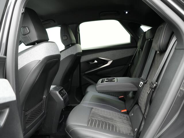 Peugeot 3008 1.2 Hybrid 136 GT | Navigatie | Alcantara bekleding | Doorlopend scherm |
