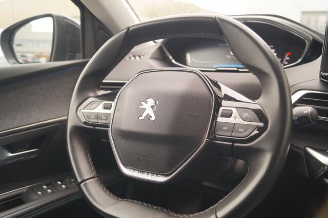 Peugeot 3008 1.5 BlueHDi 130pk Allure Pack Business -NAVI-ECC-CAM-