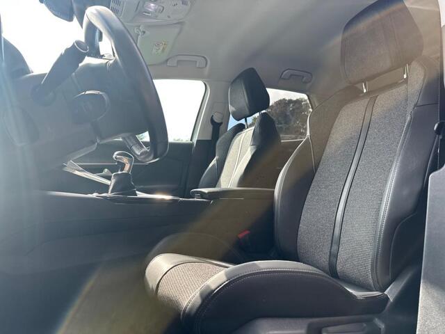 Peugeot 3008 1.2 PureTech Allure | Adaptive | Keyless | 360 Camera | Dealer Onderhouden |