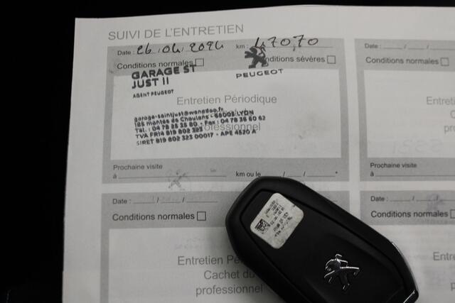 Peugeot 3008 1.6 HYbrid 225 Allure