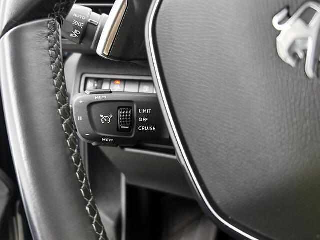 Peugeot 3008 Plug-in Hybrid 225PK Automaat Allure | Rijklaar | Camera | Stoelverwarming | Navi |