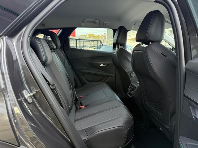 Peugeot 3008 1.6 HYbrid 225 Allure *Trekhaak & Stoelverwarming*