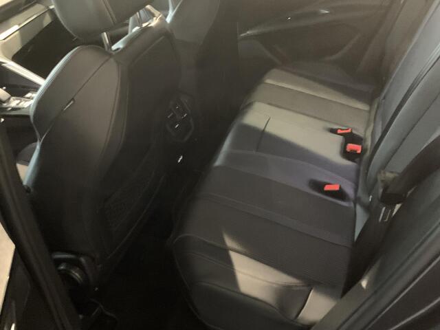 Peugeot 3008 1.6 HYbrid4 300 GT PANORAMADAK | ACHTERUITRIJCAMERA | NAVIGATIE