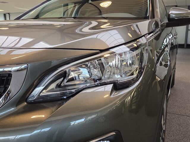 Peugeot 3008 1.2 PureTech Blue Lease Premium Avantage