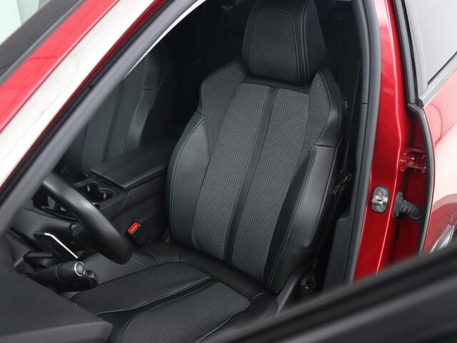 Peugeot 3008 1.6 HYbrid 225 Allure | Trekhaak | Camera | Half leder | Full LED | DAB | Parkeerhulp | Cruise control | Bluetooth | Climate control | PHEV | Plug In