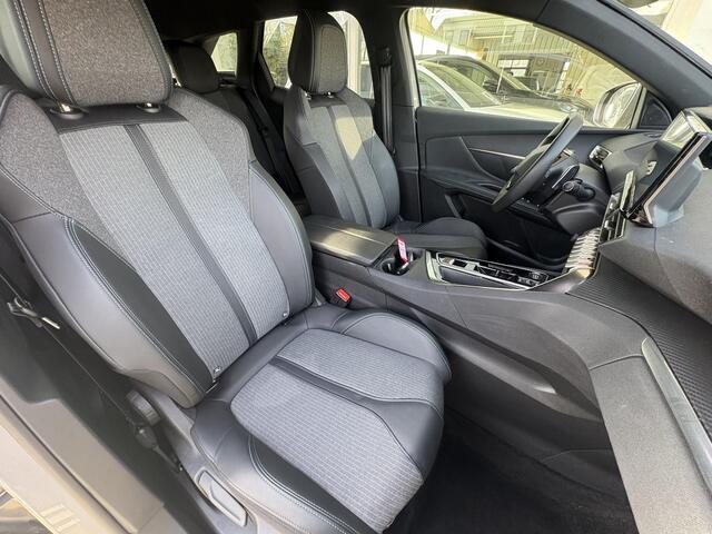 Peugeot 3008 1.6 HYbrid 180 Allure Pack Business | Navigatie | Climate & Cruise Control | 3D-Cockpit | Camera | Apple Carplay/Android Auto |