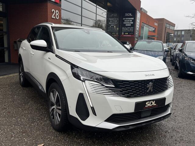 Peugeot 3008 1.6 HYbrid 225 Allure // ADAPTIVE CRUISE // CAMERA // NAVI // STOELVERWARMING // CLIMA //