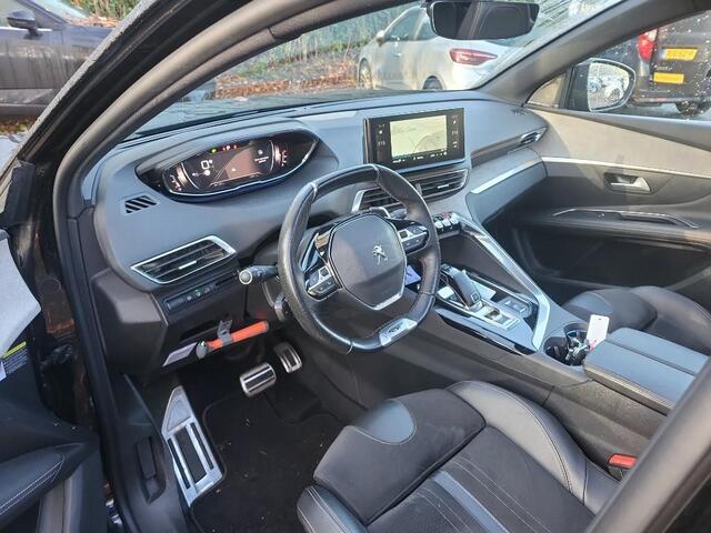 Peugeot 3008 1.2 PureTech Aut. GT Line | Trekhaak | Panorama | Camera |