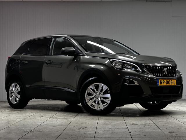 Peugeot 3008 1.2 PureTech Active/ Automaat!/ Dealer onderhouden!/ Virtual Cockpit/ Camera/ Apple + Android/ 17'' LMV/ Lane-Assist./ Navi/ Clima/ Cruise/ Bluetooth/ Armsteun/ Multi. LEDER. Stuur/ Mistl./ PDC/ Extra getint glas