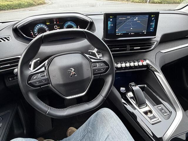 Peugeot 3008 1.6 HYbrid 225 Allure | Camera | Navigatie | Dodehoekdetectie | Automatisch inparkeren en meer!