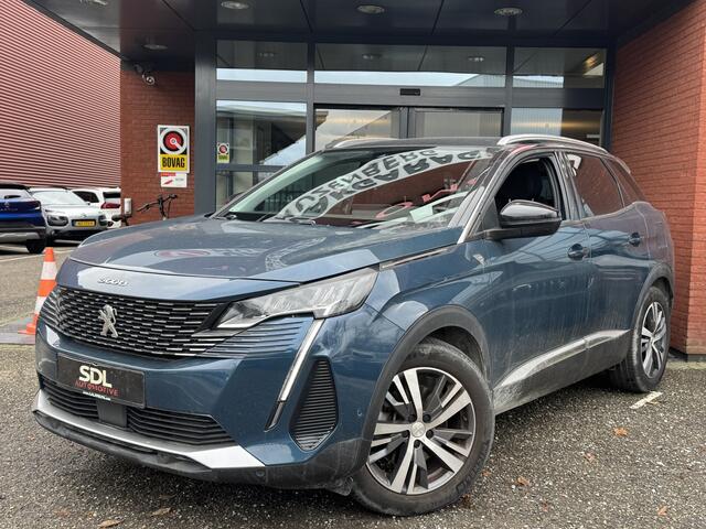 Peugeot 3008 1.6 HYbrid 225 Road Trip // CAMERA // NAVI // CRUISE // CLIMA // APPLE CARPLAY - ANDROID AUTO //
