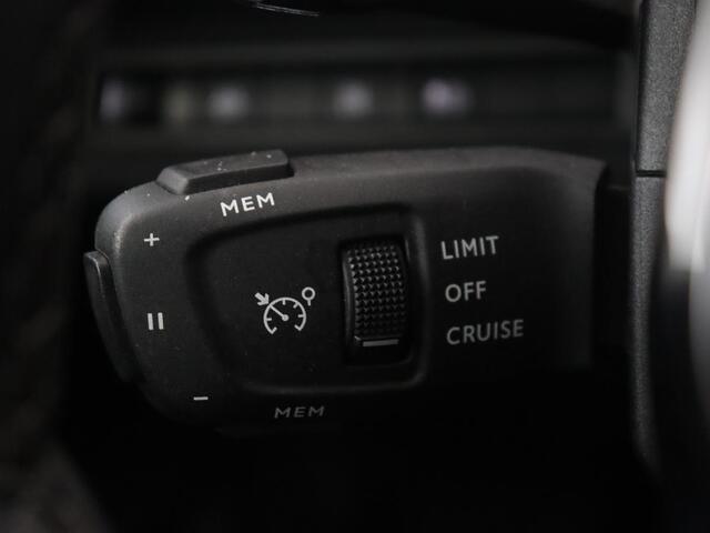 Peugeot 3008 1.6 HYbrid 225 Allure | Camera | Carplay | Half leder | Navigatie | Full LED | Parkeerhulp | Climate control | Cruise control | PHEV | Plug In