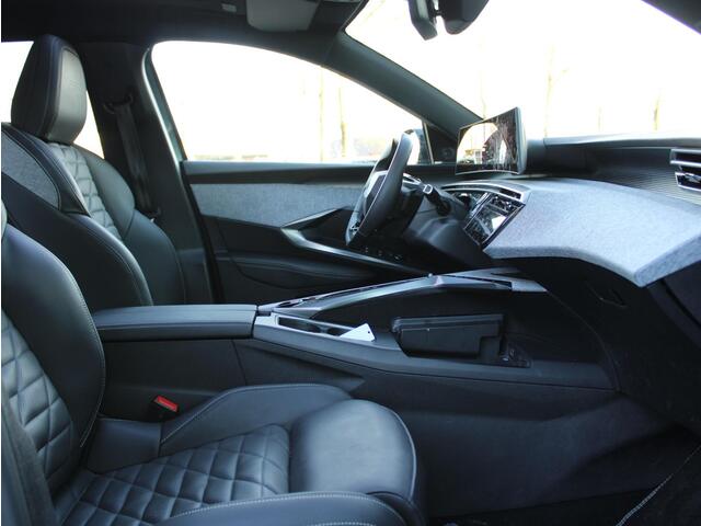 Peugeot 3008 1.6 plug-in Hybrid 195 GT | Navi / Pano / Focal / Leder