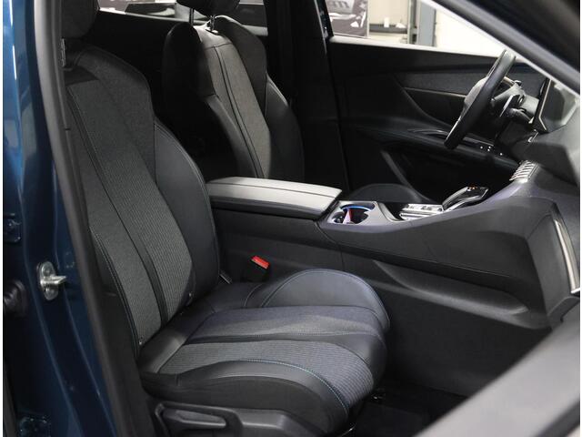 Peugeot 3008 1.6 HYbrid 225PK Blue Lease Allure | Navigatie | Dodehoekdetectie | Camera | 18''LMV | Adaptief Cruise Control | AppleCarPlay/AndroidAuto | Climate Control | Virt.Cockpit | Keyless | Isofix | Privacy Glass | Parkeersensoren | Electrische achterklep |