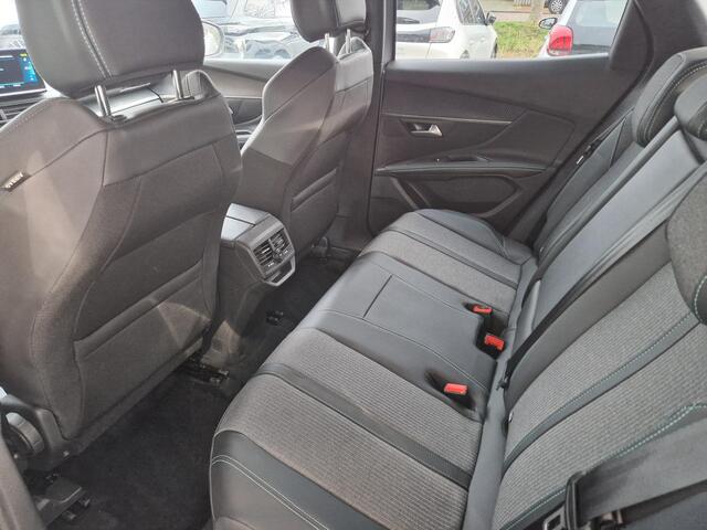 Peugeot 3008 1.6 HYbrid 180 Allure Pack Business | 19 inch | Automaat | Apple carplay | Achteruitrijcamera | Navigatiesysteem