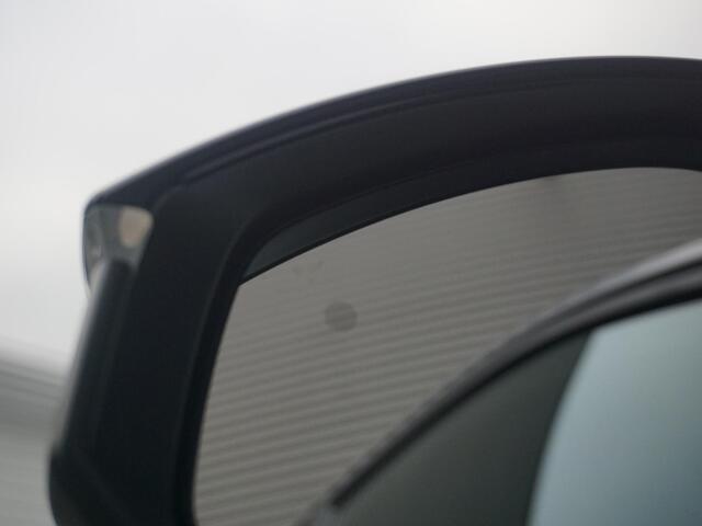 Peugeot 3008 1.6 plug-in Hybrid 195 Allure