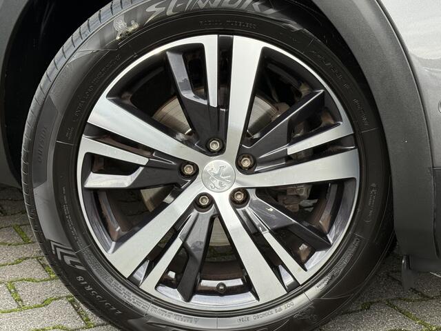 Peugeot 3008 1.2 PureTech GT Line | Trekhaak | CarPlay | LED | Dodehoek | 18 inch