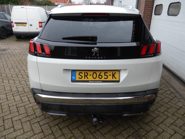 Peugeot 3008 1.2 PURETECH ALLURE trekhaak/19inch alu/airco