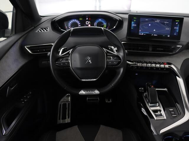 Peugeot 3008 1.6 HYbrid 225 GT Line | Panoramadak | Leder/Alcantara | Stoelverwarming | Camera | Carplay | Adaptive cruise | Navigatie | Keyless | Full LED | 19'' | Sfeerverlichting | PHEV | Plug In