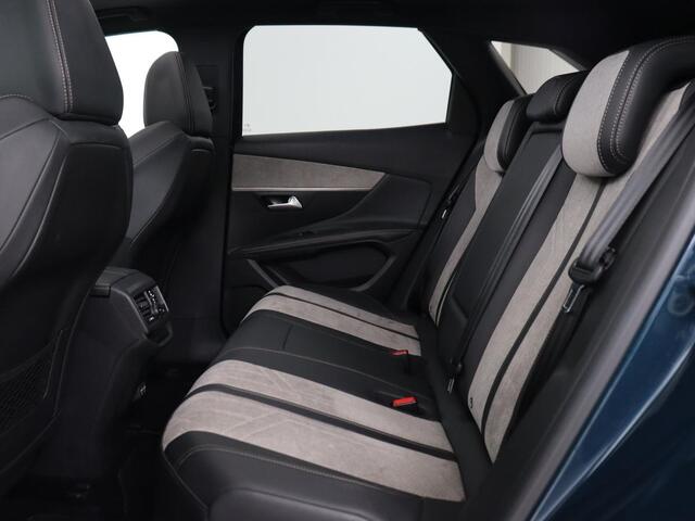 Peugeot 3008 1.6 HYbrid 225 GT Line | Panoramadak | Leder/Alcantara | Stoelverwarming | Camera | Carplay | Adaptive cruise | Navigatie | Keyless | Full LED | 19'' | Sfeerverlichting | PHEV | Plug In