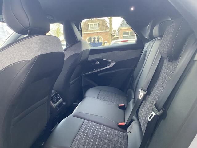 Peugeot 3008 1.2 Hybrid 145 Allure | Climate & Cruise Control | Achteruitrijcamera | Draadloos Apple Carplay/Android Auto