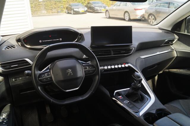 Peugeot 3008 1.2 PureTech Blue Lease Allure -NAVI-ECC-