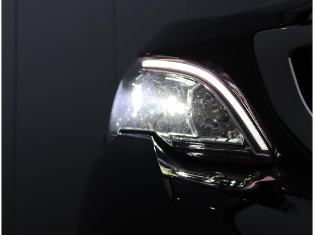 Peugeot 3008 1.6 e-THP Premium | Massage | Trekhaak | Camera