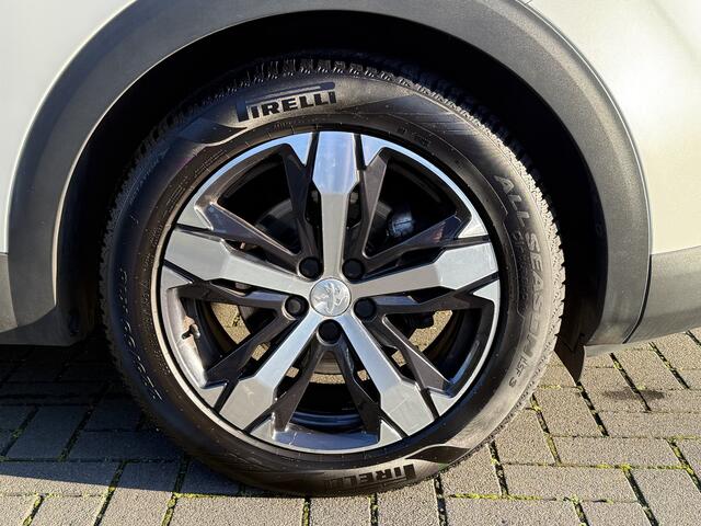 Peugeot 3008 1.2 PureTech Crossway motor stottert en houd in