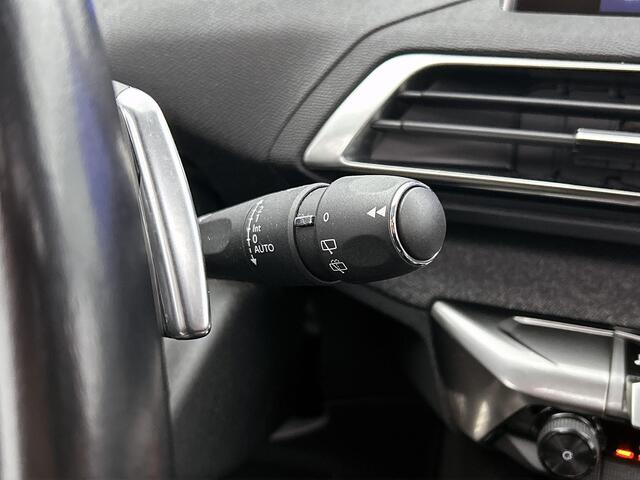 Peugeot 3008 130 PK Automaat Premium Avantage Elektrische achterklep | Stoelverwarming | Panoramadak