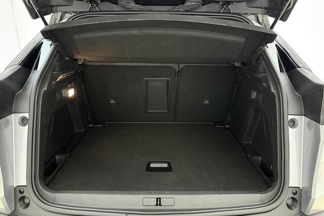 Peugeot 3008 1.2T 130pk GT | Achteruitrijcamera | Parkeersensoren V+A | Cruise & Climate control | Navi | Apple Carplay / Android Auto