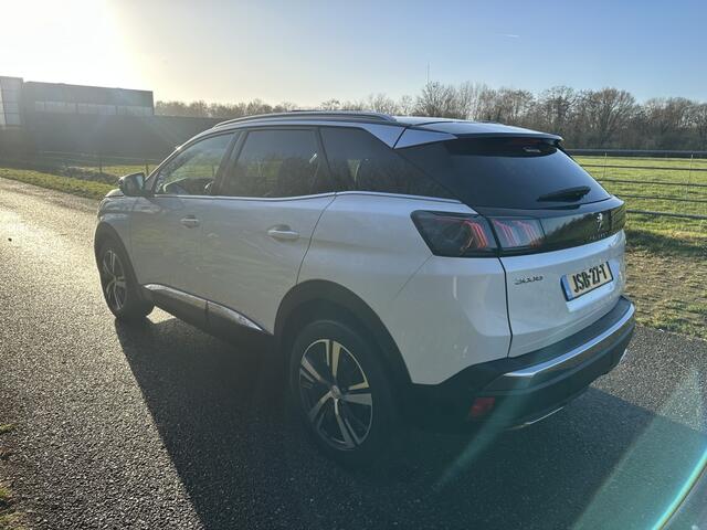 Peugeot 3008 1.2 PureTech AllureP