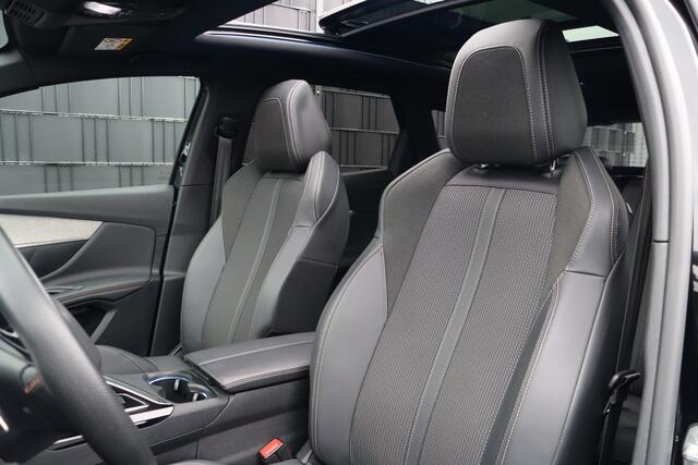 Peugeot 3008 1.6 HYbrid 4x4 300 GT PHEV | Adap. Cruise | Pano | 360 Camera | Stoelverwarming | Navigatie