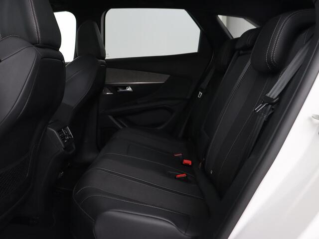 Peugeot 3008 1.6 HYbrid 225 GT | Panoramadak | Trekhaak | Adaptive cruise | 360 Camera | Stoelverwarming | Carplay | Focal HiFi | Navigatie | 19'' | PHEV | Plug In